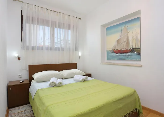 Apartamento By The Sea Slatine, Ciovo - 9453
