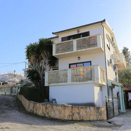 By The Sea Slatine, Ciovo - 9453 *